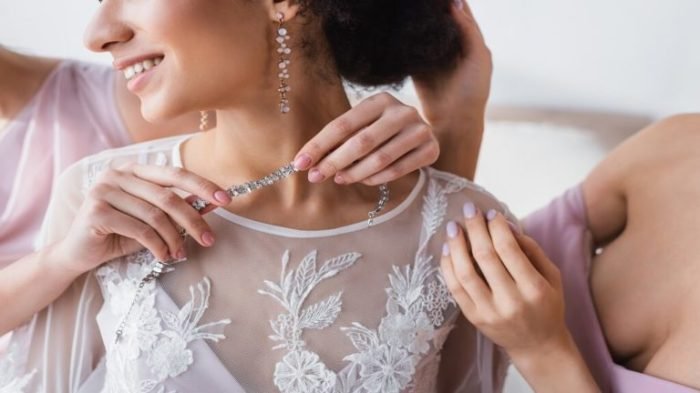 Engagement Necklaces That Redefine Bridal Jewelry