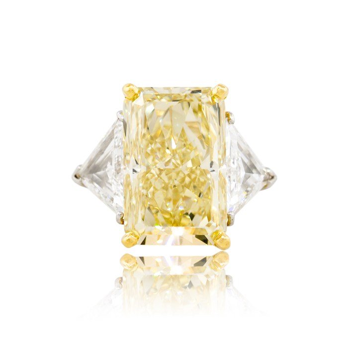 Flawless Diamond Rings for a Perfect Engagement