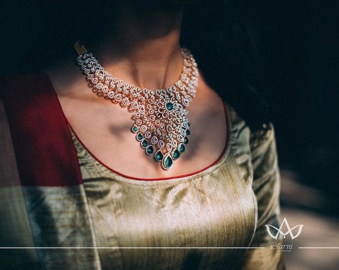 Bridal Diamond Necklaces for a Dazzling Look