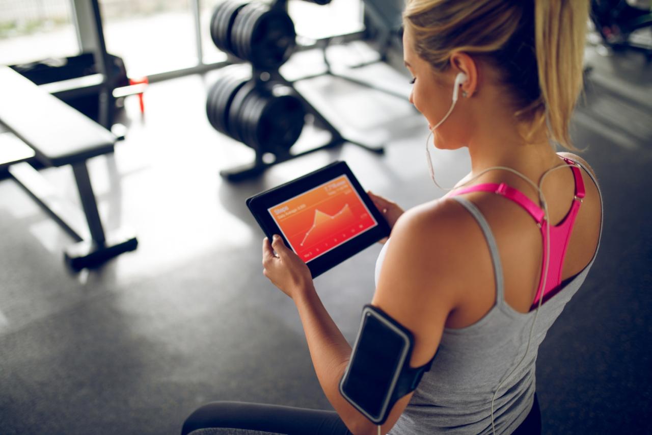 Beyond the Scale: Unlocking the Secrets to Tracking Your Fitness Progress